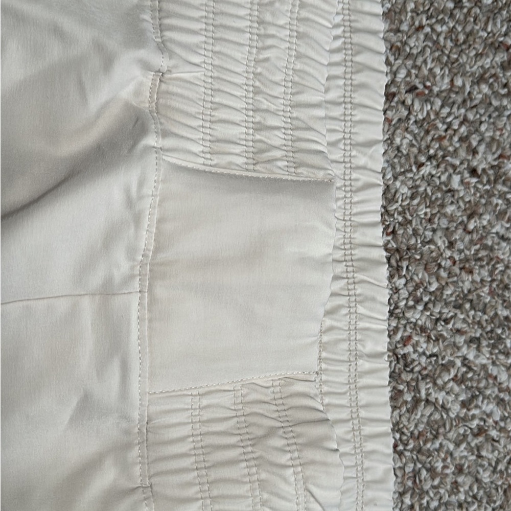 Shorts - Picture 3 of 5